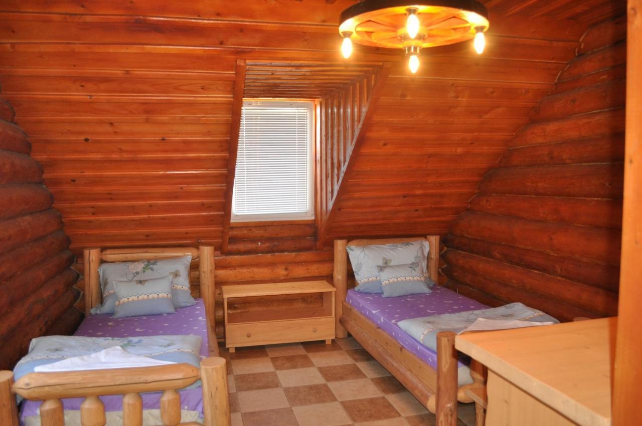 Rönk-wellness panzió Mezőpeterd Mezopeterd Exterior foto